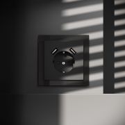 Розетка встраиваемая VOLTUM S70 с заземлением и защитными шторками, 16А, с USB, A+A, (черный матовый
