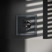 Розетка встраиваемая VOLTUM S70 с заземлением и защитными шторками, 16А, с USB, A+С, (графит)