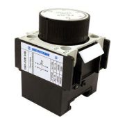 Приставка выдержки времени ПВЛ-15М О4 Б 01-3с при включении 10А IP20 Электротехник ET561433